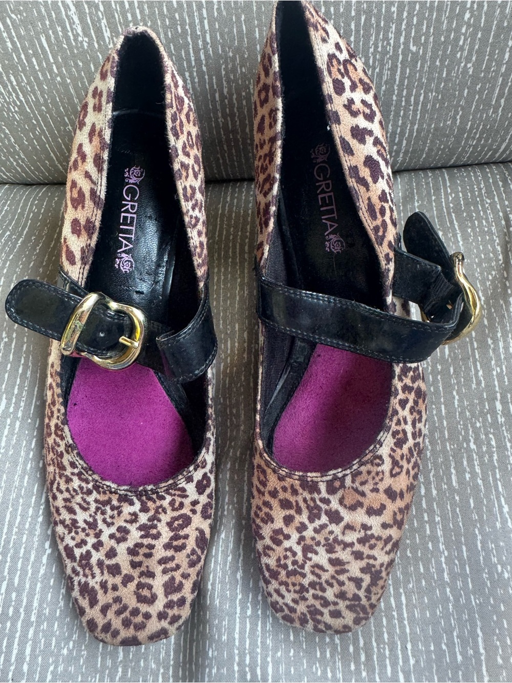 Greta Sz 6  Leopard Print Mary Jane Pumps in Brown with Black Strap GUC😊😊